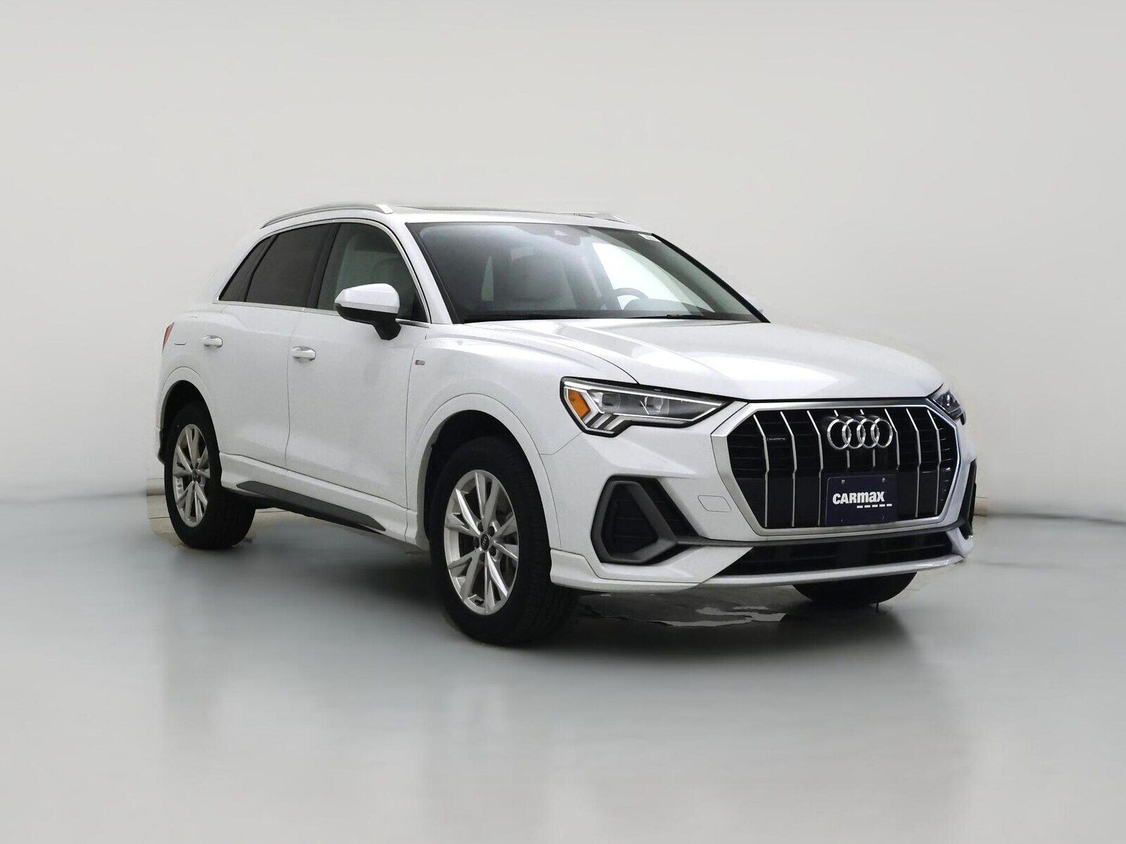 2022 AUDI Q3