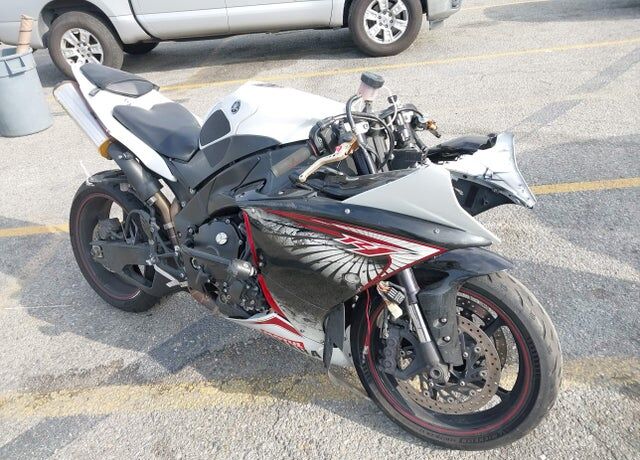2012 YAMAHA YZF