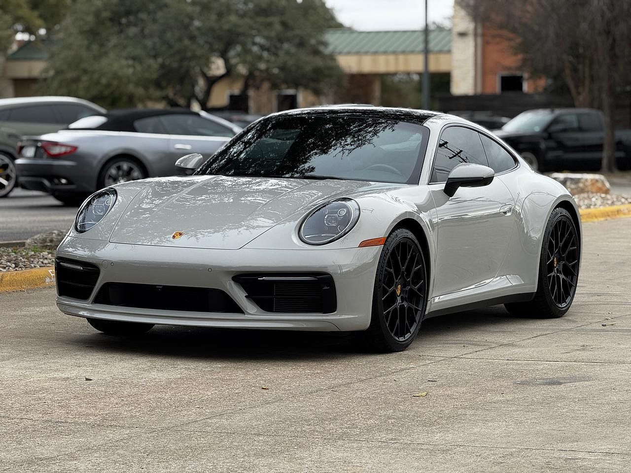 2022 PORSCHE 911