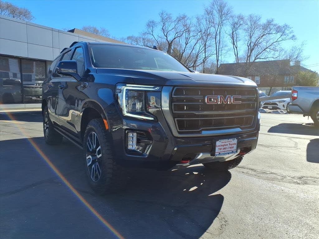 2023 GMC Yukon