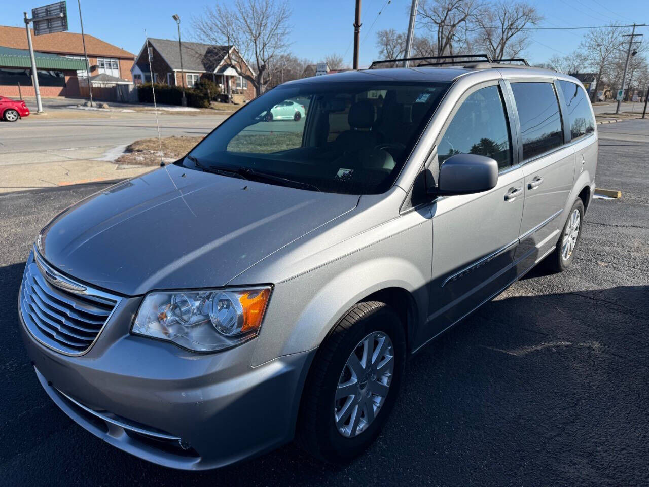 2016 CHRYSLER Town and Country
