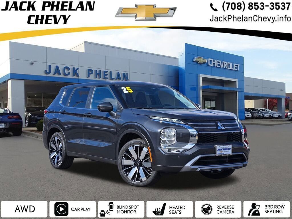 2025 MITSUBISHI Outlander