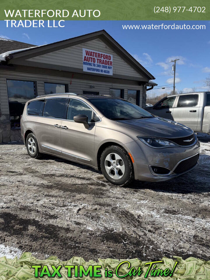 2017 CHRYSLER Pacifica