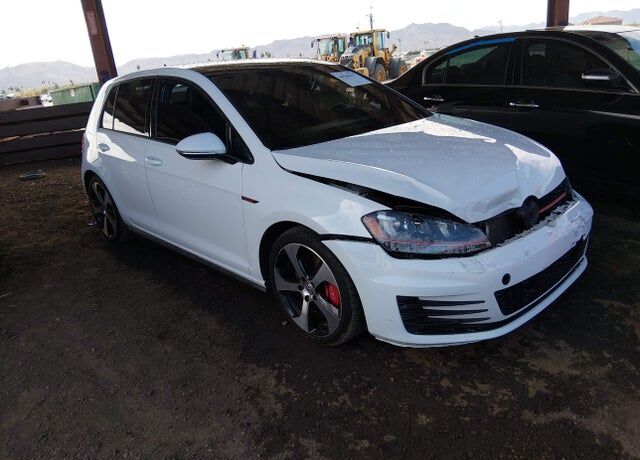 2017 VOLKSWAGEN Golf GTI