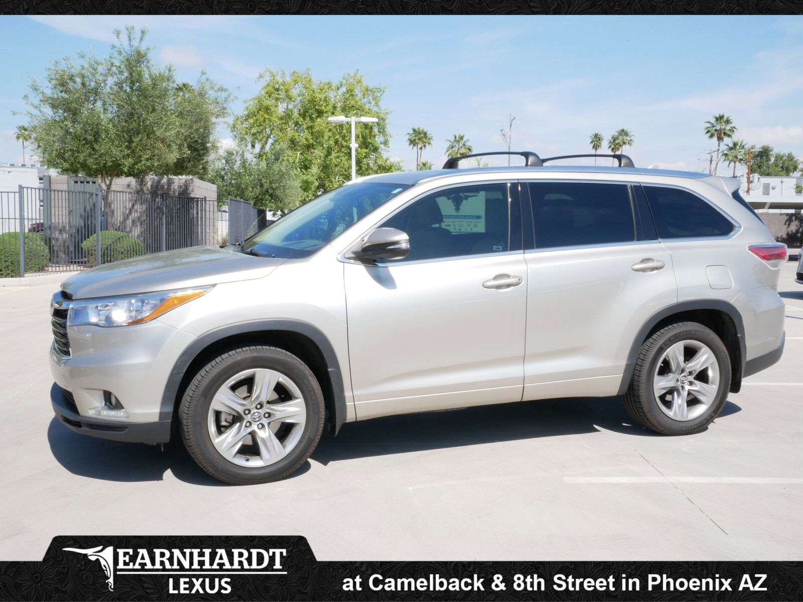 2016 TOYOTA Highlander