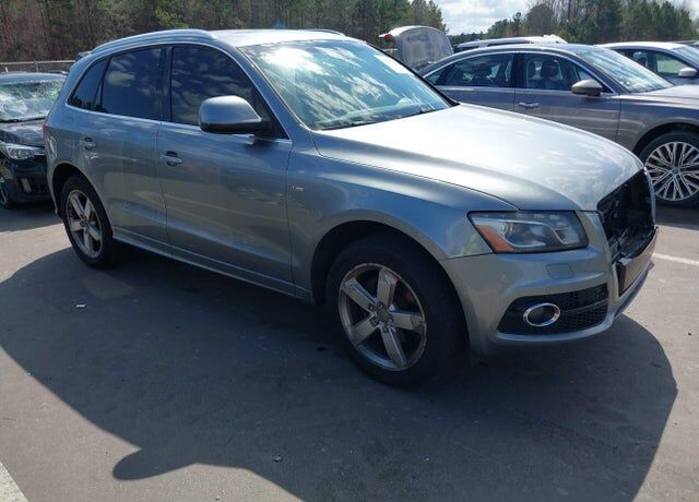 2011 AUDI Q5