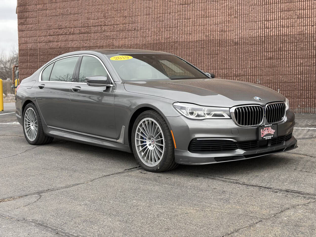 2019 BMW B7