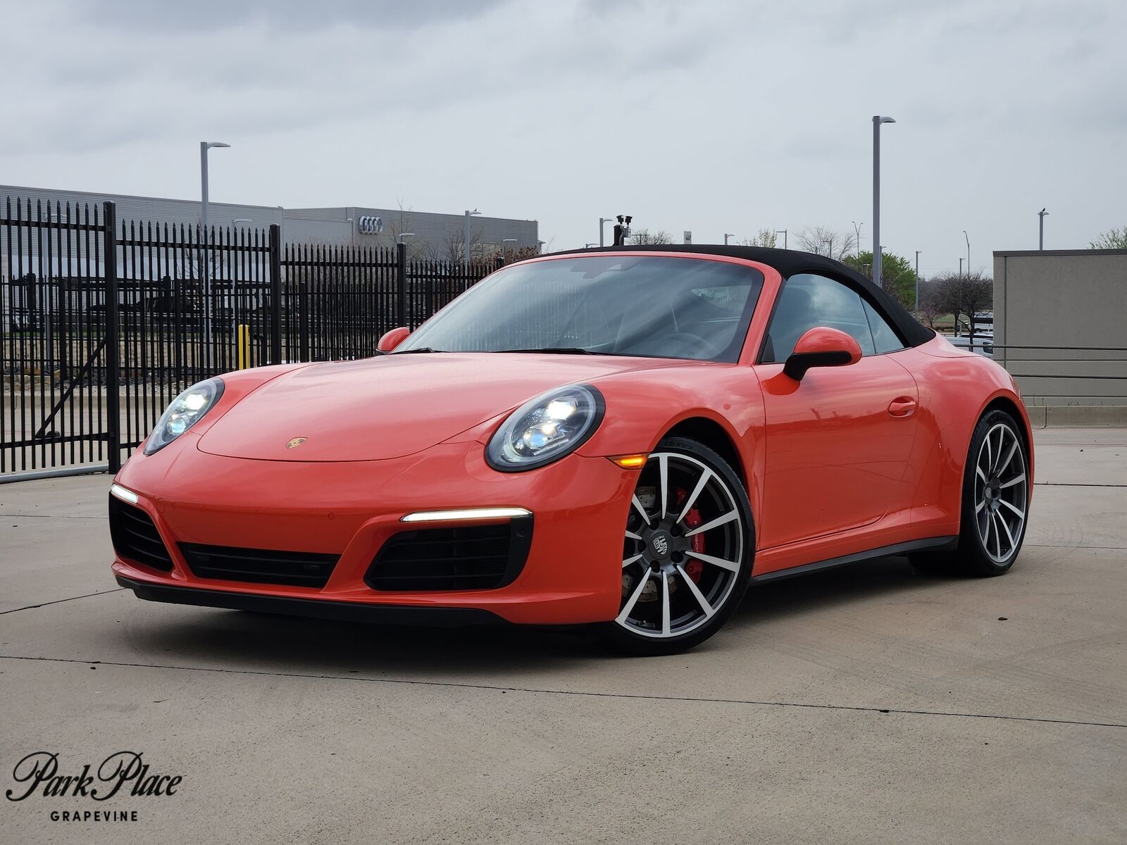 2019 PORSCHE 911