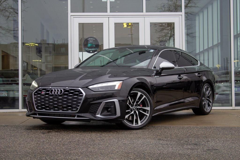 2022 AUDI S5