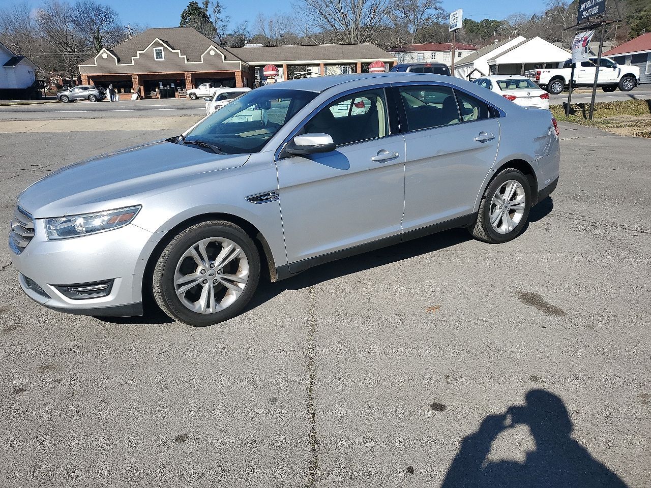 2018 FORD Taurus