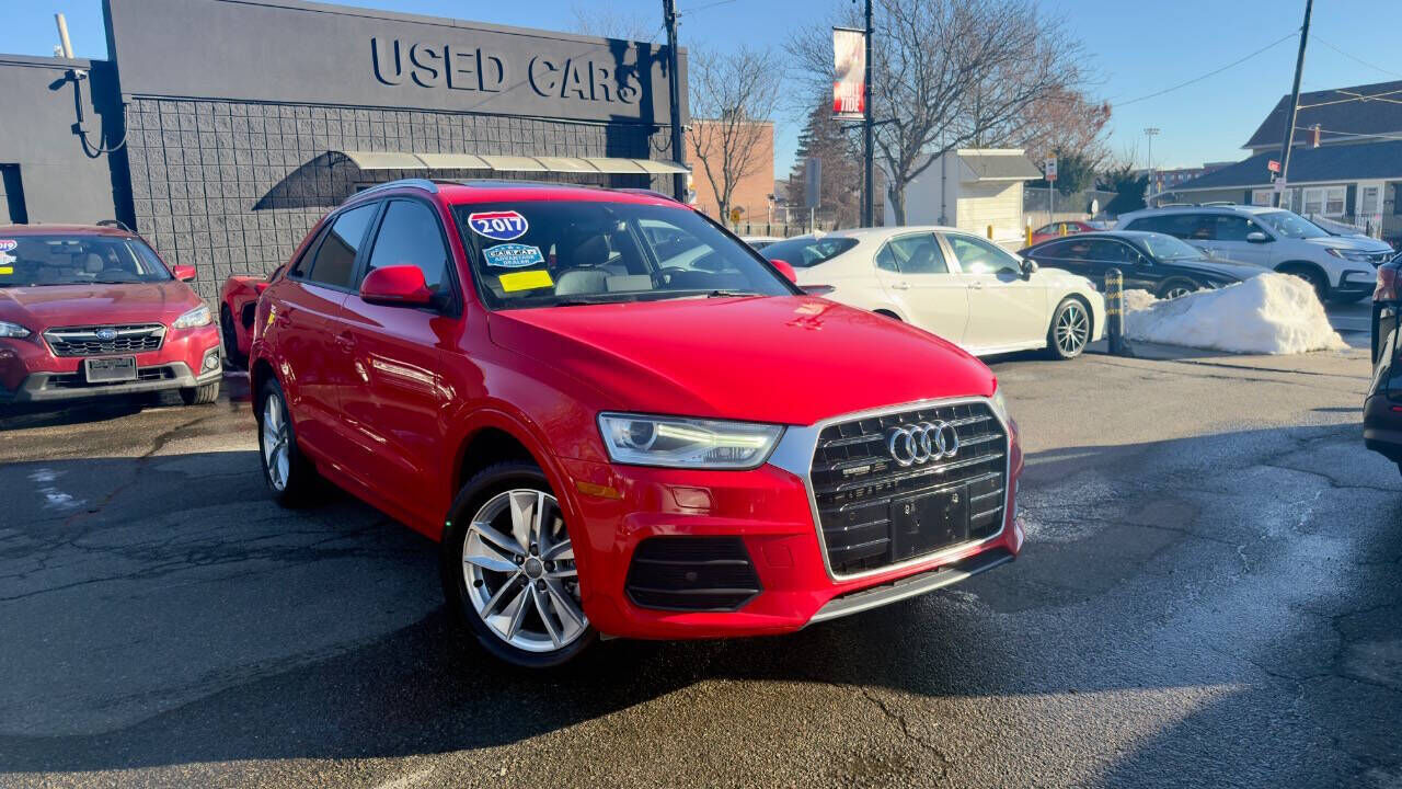 2017 AUDI Q3