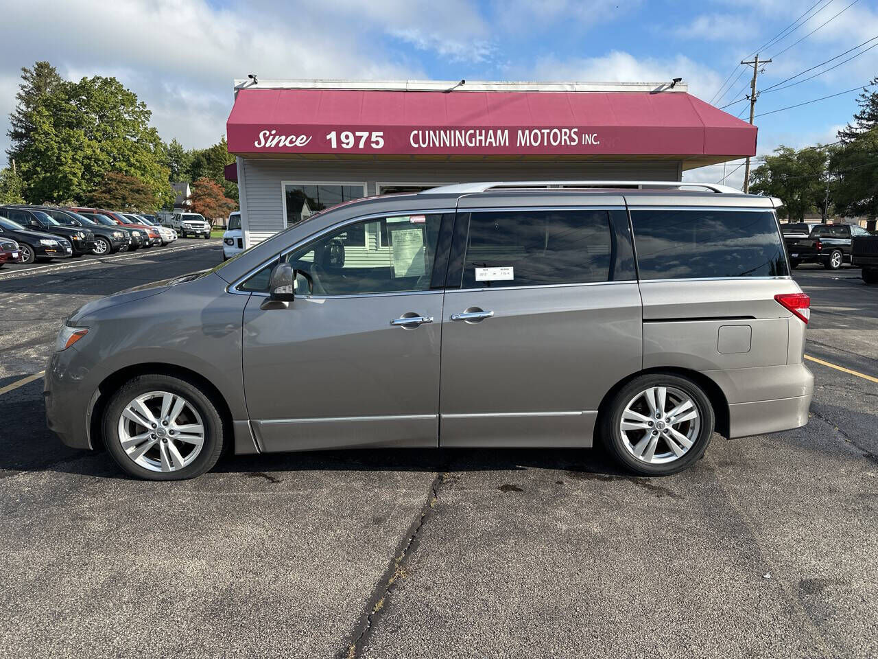 2012 NISSAN Quest