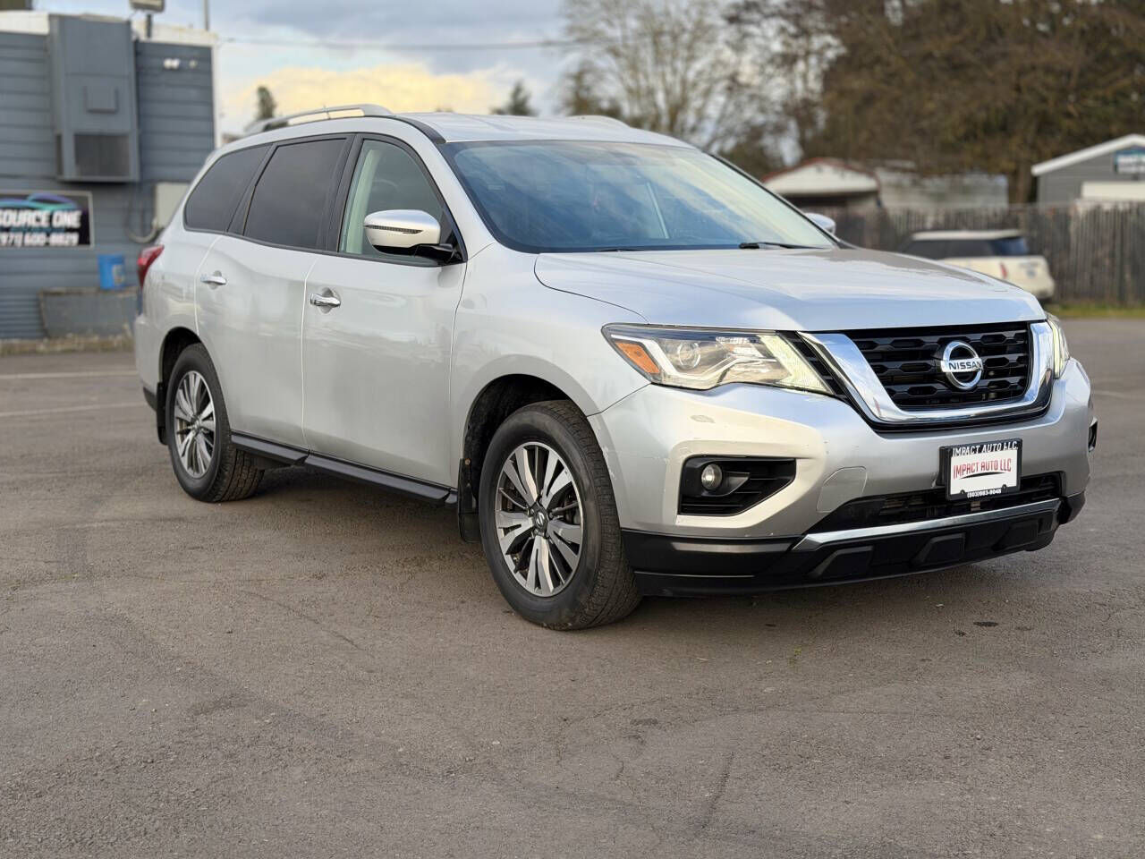 2017 NISSAN Pathfinder