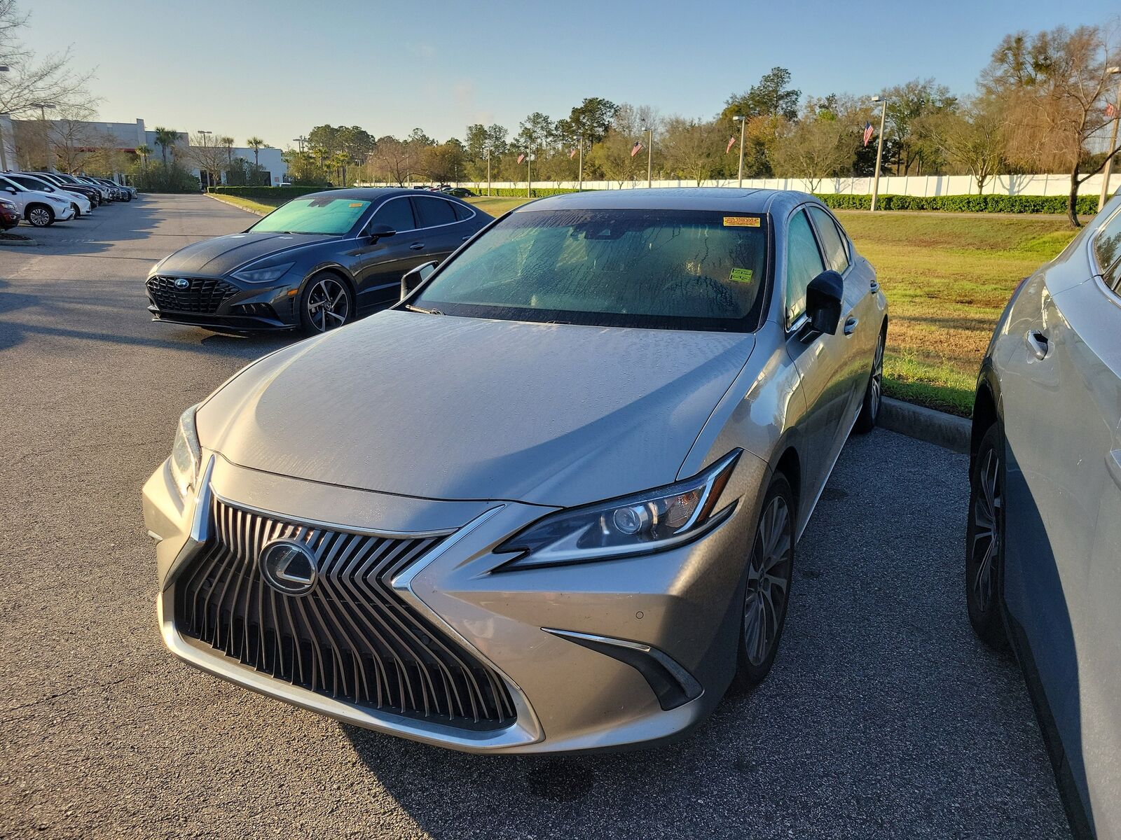 2020 LEXUS ES