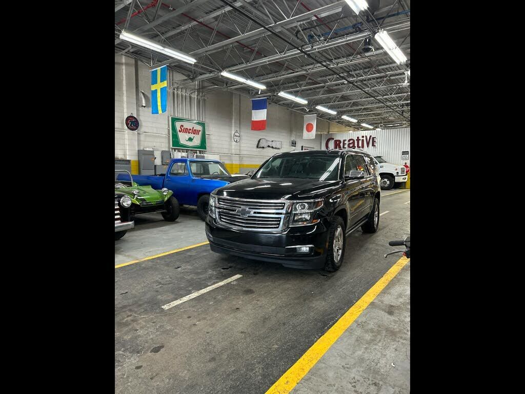 2016 CHEVROLET Tahoe