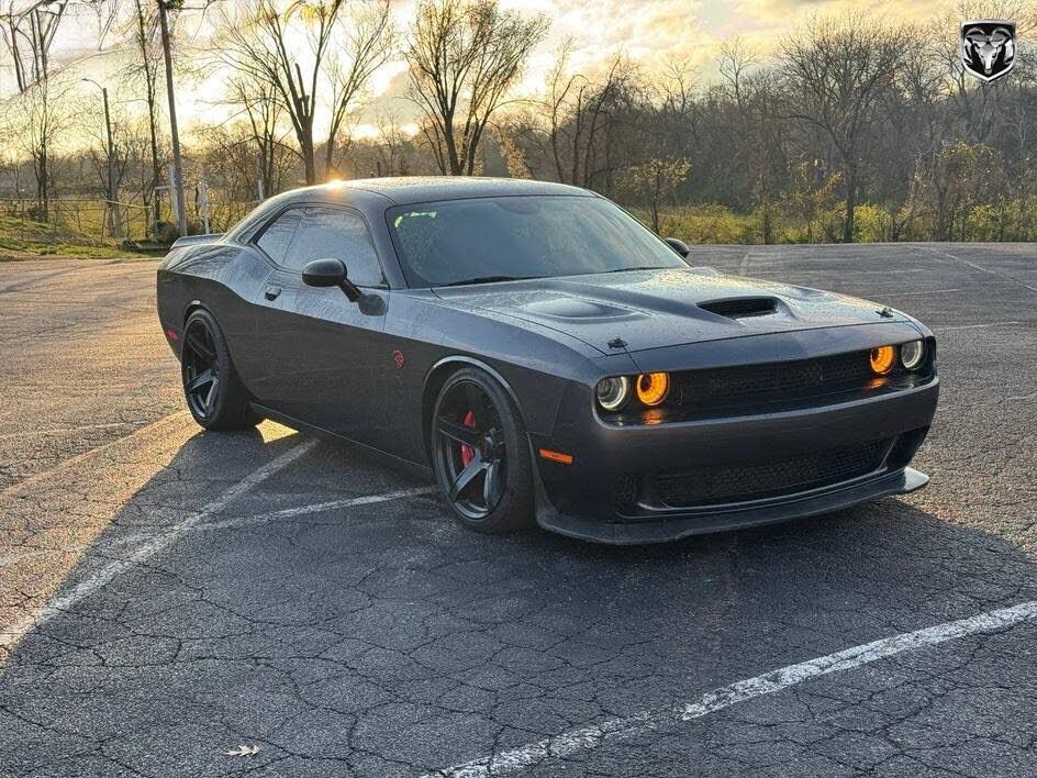 2016 DODGE Challenger