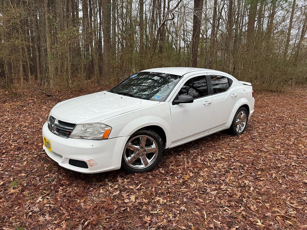 2013 DODGE Avenger