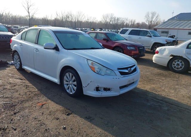 2010 SUBARU Legacy