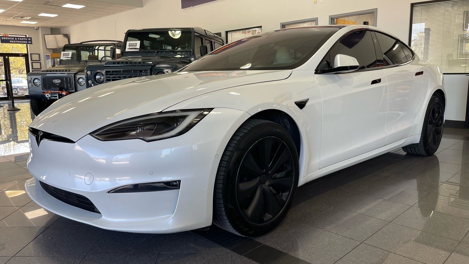 2022 TESLA Model S