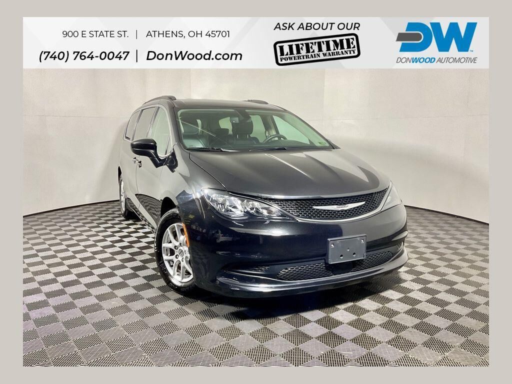 2021 CHRYSLER Voyager