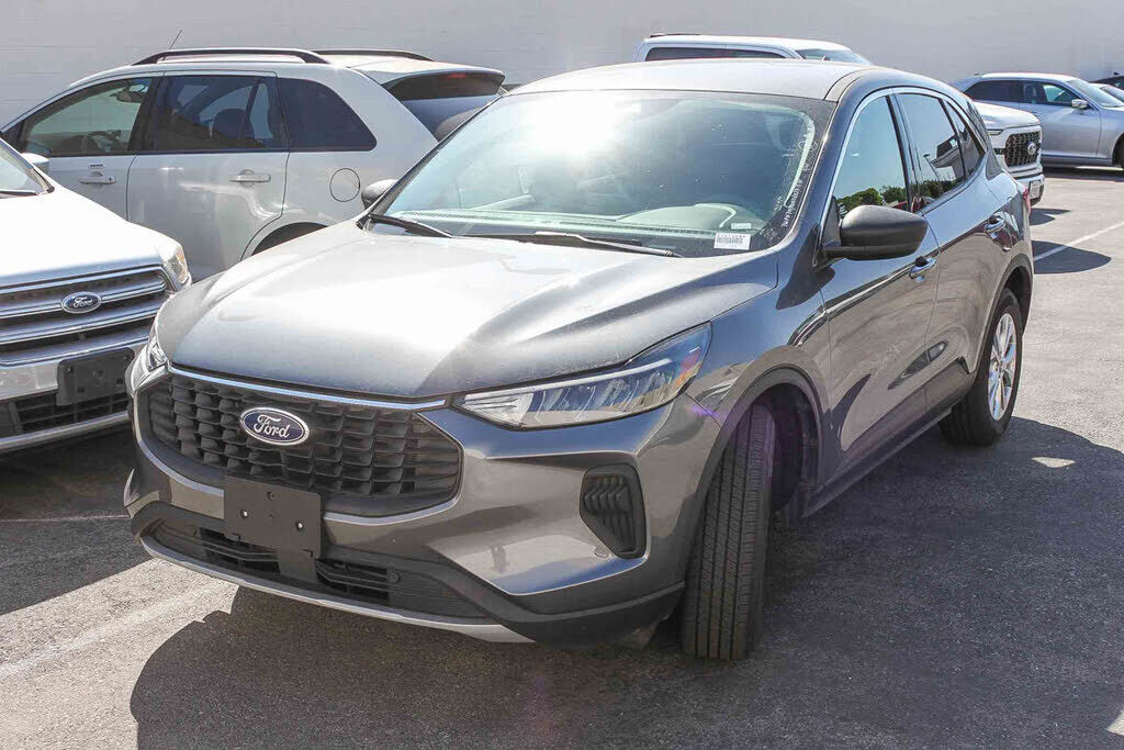 2024 FORD Escape