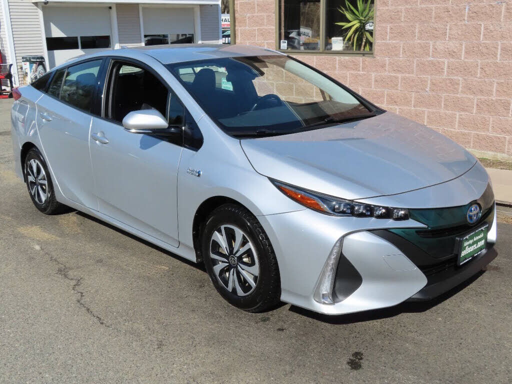 2018 TOYOTA Prius