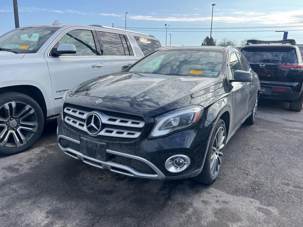 2018 MERCEDES-BENZ GLA-Class