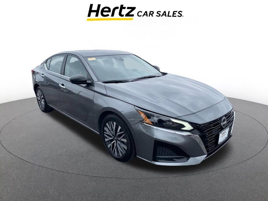 2025 Nissan Altima
