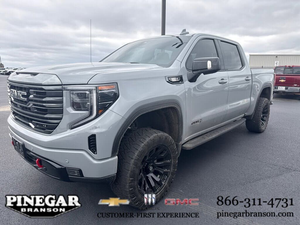 2024 GMC Sierra