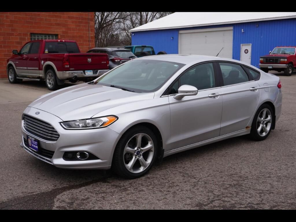 2013 FORD Fusion