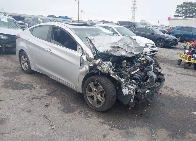 2016 HYUNDAI Elantra