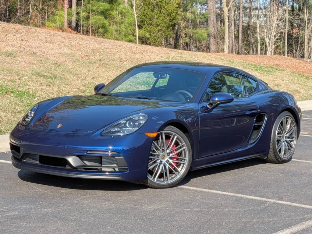 2025 PORSCHE 718