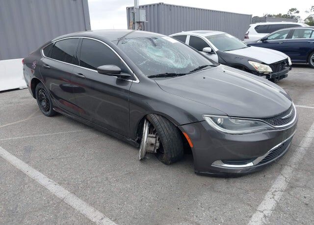 2015 CHRYSLER 200