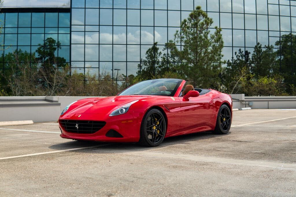 2017 FERRARI California T