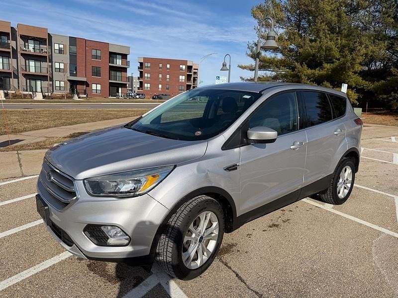 2017 FORD Escape