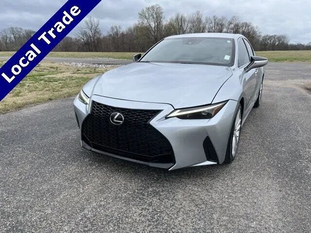 2022 LEXUS IS