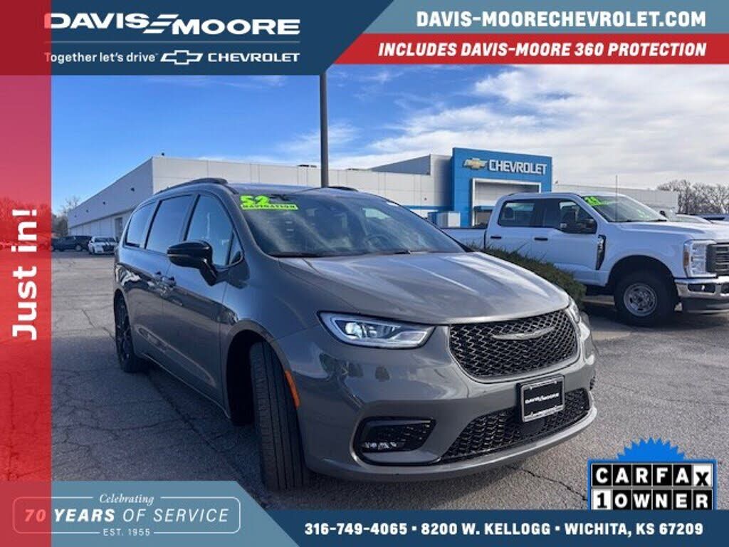 2025 CHRYSLER Pacifica