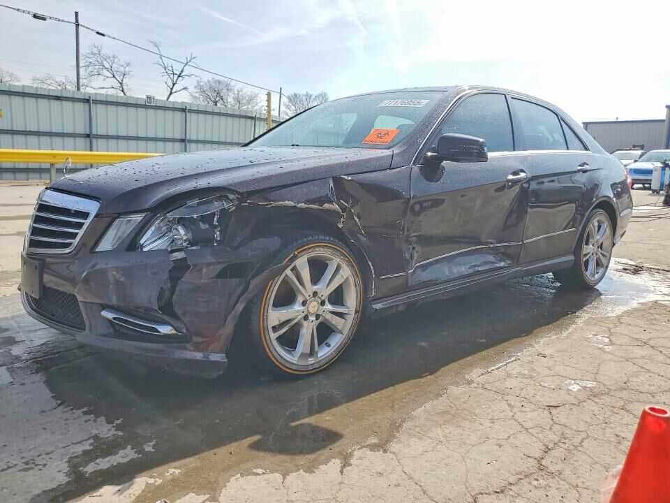 2013 MERCEDES-BENZ E-Class