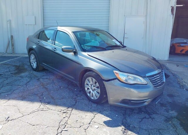2012 CHRYSLER 200
