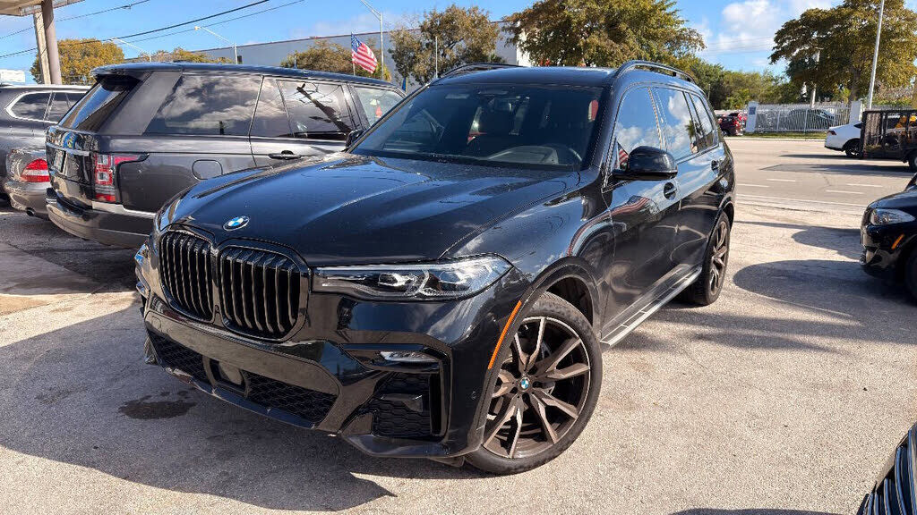 2022 BMW X7