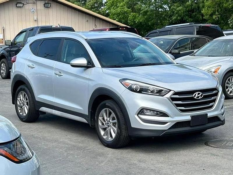 2017 HYUNDAI Tucson