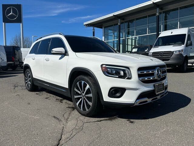 2022 MERCEDES-BENZ GLB-Class