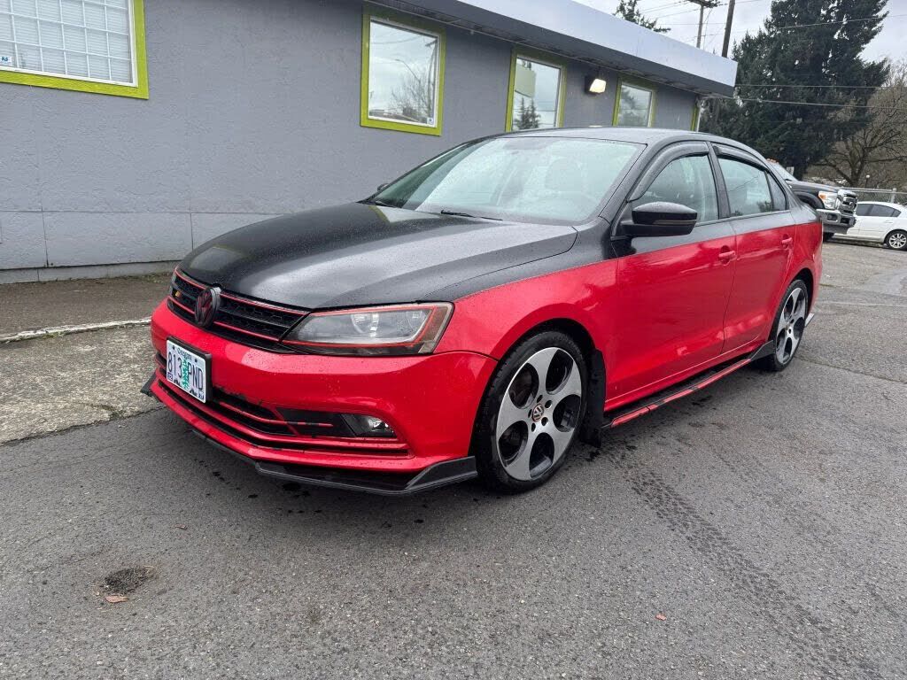 2011 VOLKSWAGEN Jetta