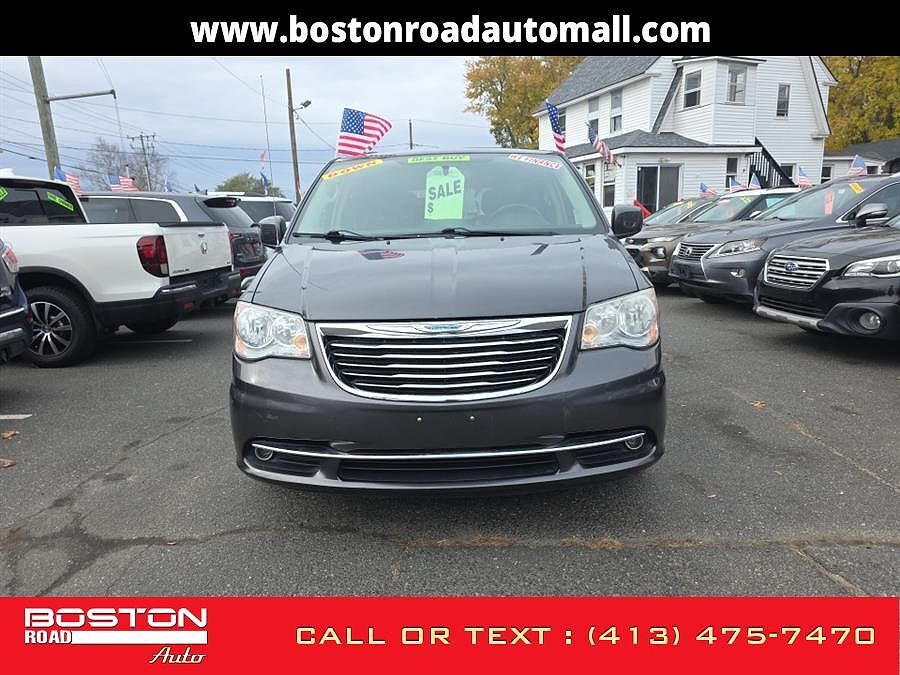 2015 CHRYSLER Town and Country
