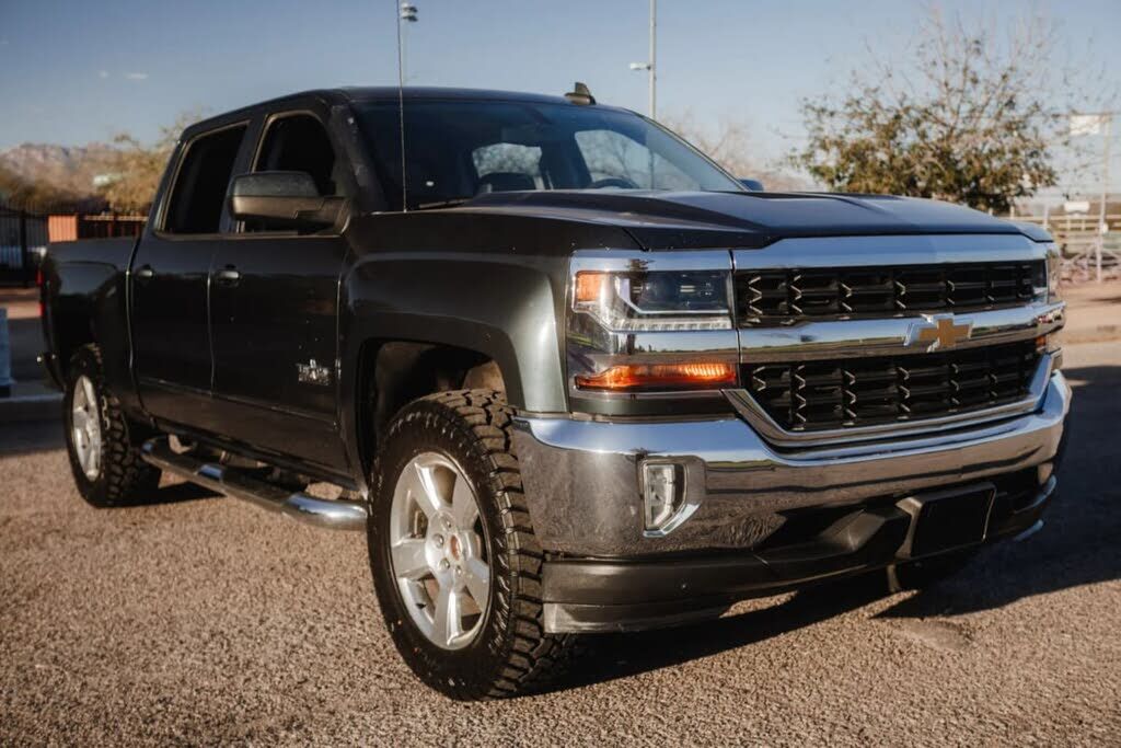 2017 CHEVROLET Silverado