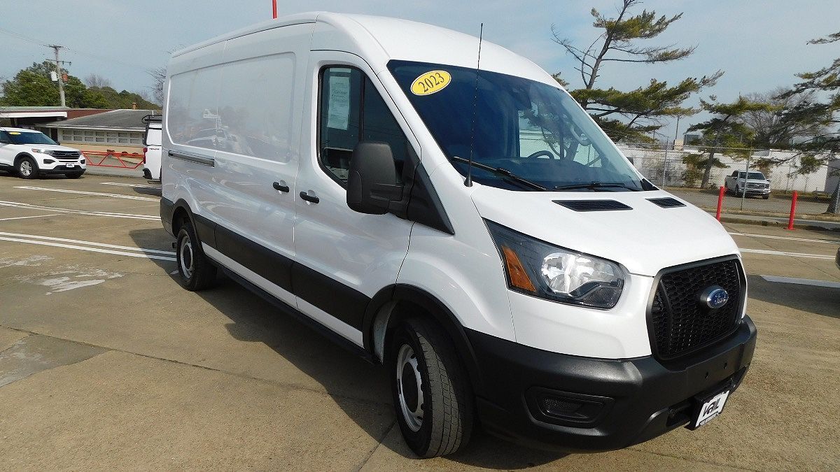 2023 FORD Transit