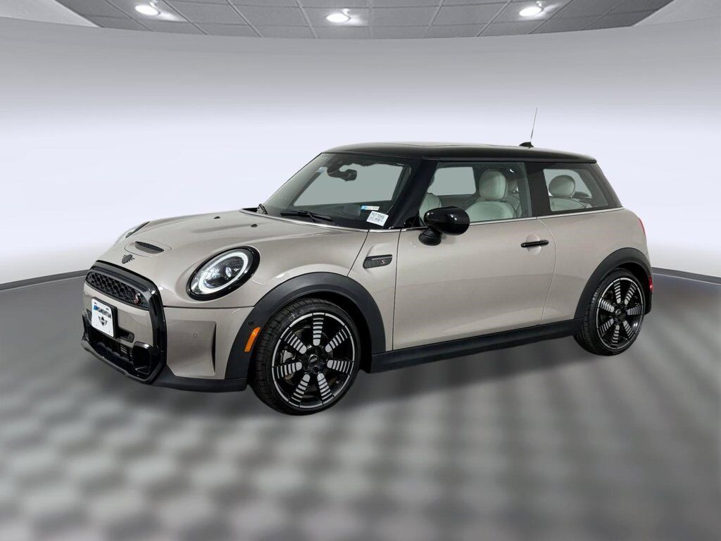 2023 MINI Hardtop