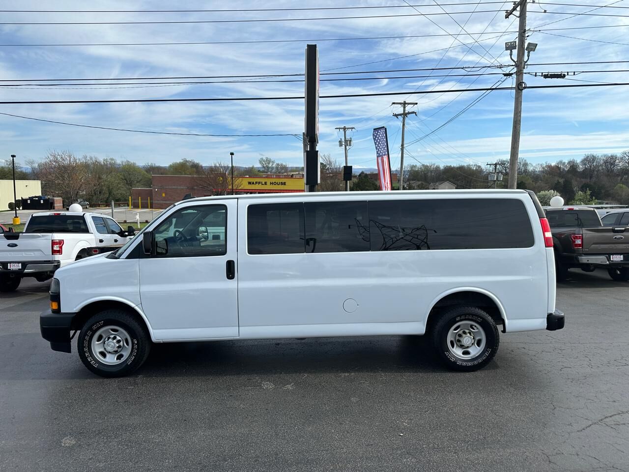 2019 CHEVROLET Express