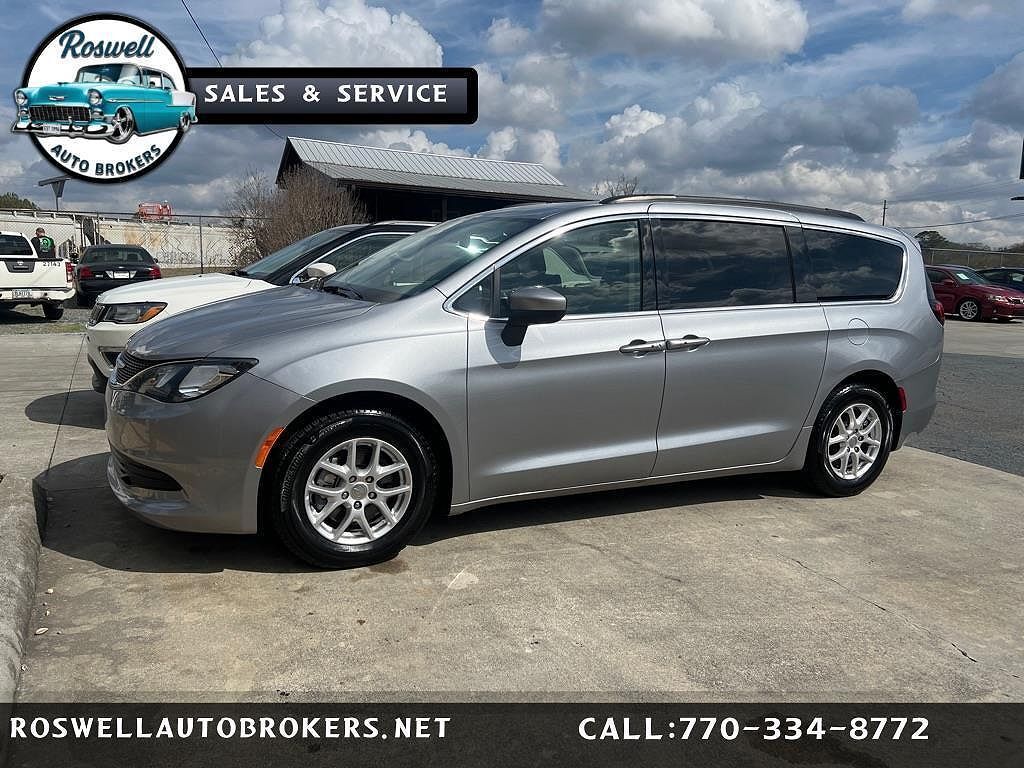 2020 CHRYSLER Voyager