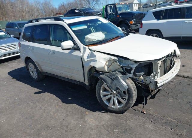 2012 SUBARU Forester